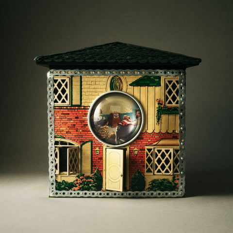 BGN -11 Dollhouse Speaker ( Abbey Road )